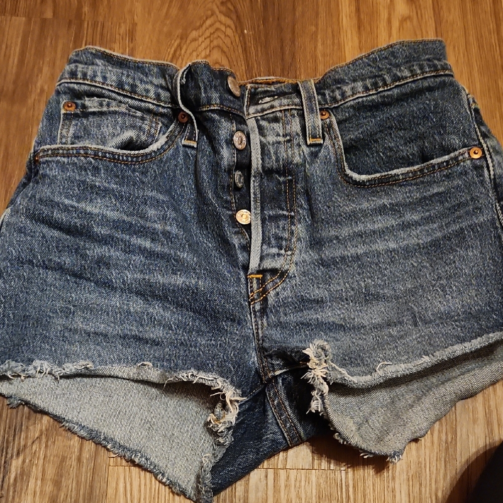 Signature by Levi Strauss Blue Jean Shorts High-Waisted Frayed Hem